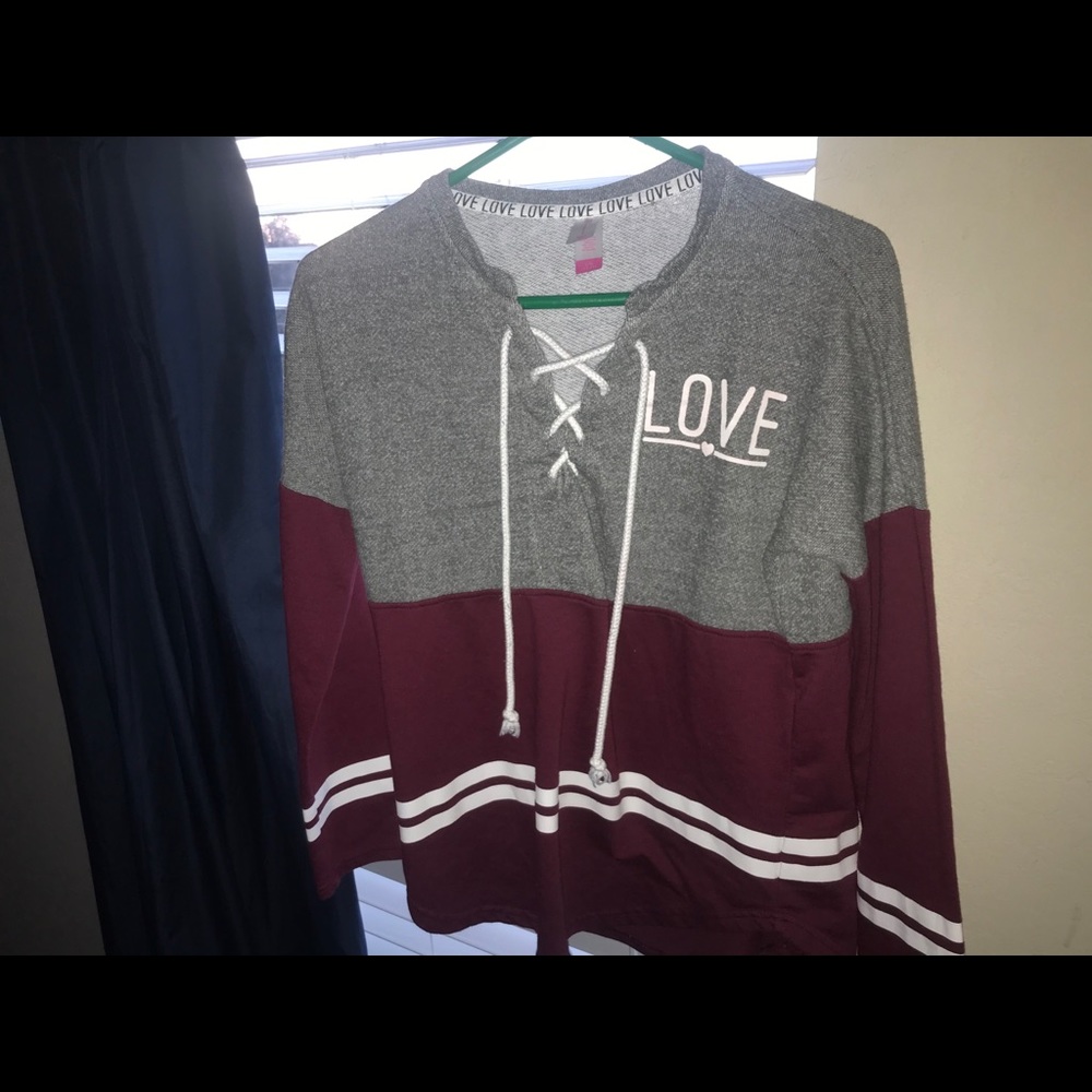 Grey maroon pink sweater
